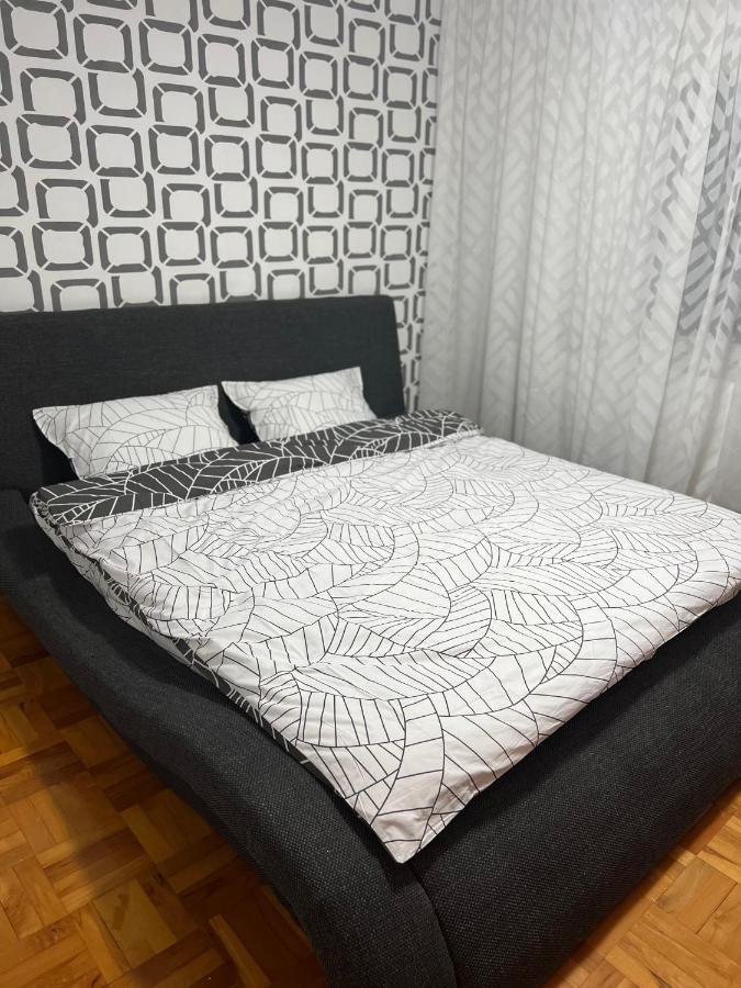 Mona Apartment Taxi#Airport #Parking#Bucharest#Therme Otopeni Exteriér fotografie